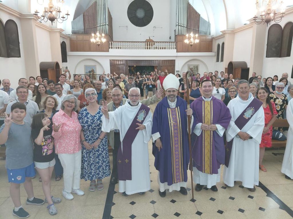 Comunidades recibieron con alegría a nuevos párrocos